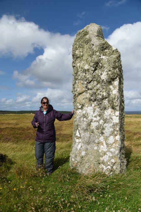 Tish propping-up the Mor Stein standing stone